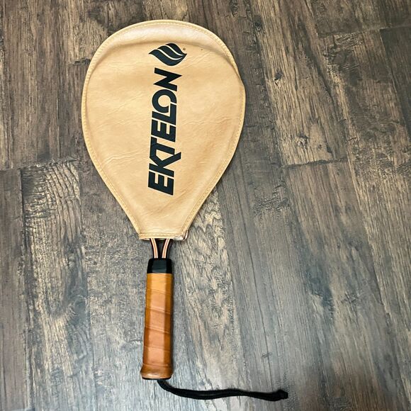 Ektelon Axon Graphite Racquetball Racket Small Brown with case - Picture 2 of 4